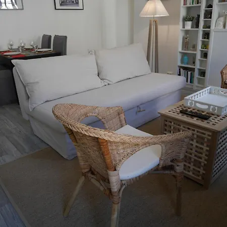 Apartment De Cyrano Bergerac