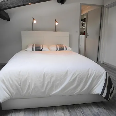 Διαμέρισμα De Cyrano Μπερζεράκ