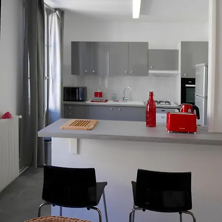 De Cyrano Apartment *